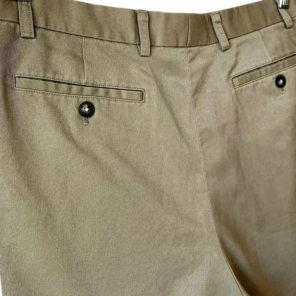 Cutter & Buck Classic Chino Golf Pleated Casual Shorts Size 33 Oyster Green - Picture 8 of 14
